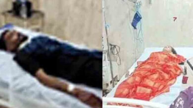 सनकी आशिक ने प्रेमिका पर किया हमला, फिर खुद का भी काट लिया गला… सनकी आशिक ने प्रेमिका पर किया हमला, फिर खुद का भी काट लिया गला…