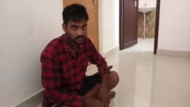 बेरहम बाप ने 10 माह के दुधमुंहे बच्चे को फांसी के फंदे पर लटकाया