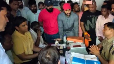 आयुक्त ने भाजपा पार्षद को जड़ा तमाचा, कार्यकर्ताओं ने घेरा थाना, FIR दर्ज