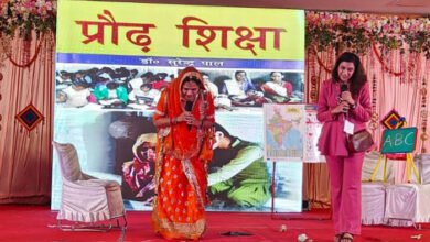 मेहंदी playter सजाओ , गांव की गोरी शहर की छोरी; छोटे सेठ सेठानी , हमारी आस्था हमारी संस्कृति का हुआ आयोजन