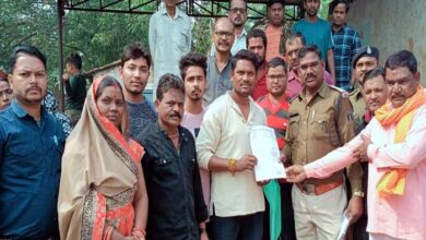 चरोदा के वार्ड 34 और 35 में नशेड़ियों, बदमाशों का आतंक, हर दिन झगड़ा, कलेक्टर, थाना प्रभारी के समक्ष रखेंगे अपनी समस्या