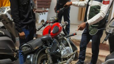 मॉडिफाई साइलेंसर लगाने वाले बुलेट वाहन चालकों के खिलाफ यातायात पुलिस की कार्यवाही, जब जागे तब सवेरा मॉडिफाई साइलेंसर लगाने वाले बुलेट वाहन चालकों के खिलाफ यातायात पुलिस की कार्यवाही, जब जागे तब सवेरा