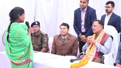 मुख्यमंत्री का प्रवास उर्मिला के परिवार के लिए लेकर आया खुशियों की सौगात मुख्यमंत्री का प्रवास उर्मिला के परिवार के लिए लेकर आया खुशियों की सौगात