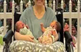 जुड़वां बच्चियों की मां बनीं केल्सी हैचर