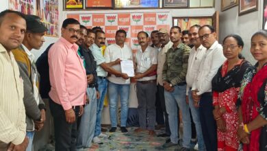 टीचर्स एसोसिएशन ने उपमुख्यमंत्री के नाम सौंपा ज्ञापन, 22 को सार्वजनिक अवकाश की मांग