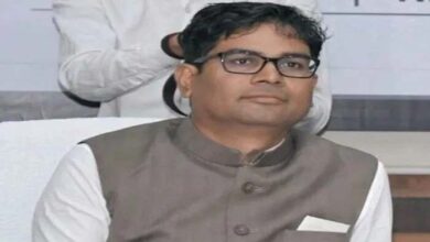 मंत्री ओपी चौधरी ने इन ठेकेदारों पर सख्त कार्रवाई करने के दिए निर्देश मंत्री ओपी चौधरी ने इन ठेकेदारों पर सख्त कार्रवाई करने के दिए निर्देश