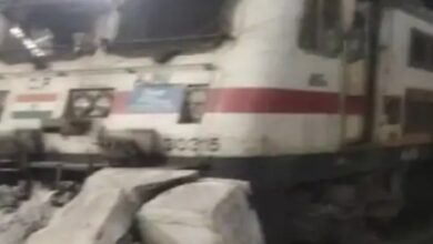 सिग्नल तोड़कर स्टॉपर पर चढ़ी छत्तीसगढ एक्सप्रेस सिग्नल तोड़कर स्टॉपर पर चढ़ी छत्तीसगढ एक्सप्रेस