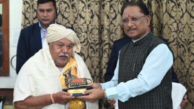 अमेरिका से भी इलाज के लिए आते हैं मरीज, जाने Chhattisgarh के नाड़ी वैद्य हेमराज मांझी को