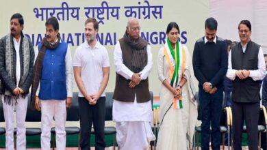 शर्मिला कांग्रेस में शामिल हुई, बोलीं- इसी पार्टी ने किया भारत की बुनियाद का निर्माण