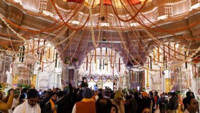 रामलला की प्राण प्रतिष्ठा के बाद अयोध्या की पहली सुबह, उमड़ी भीड़ रामलला की प्राण प्रतिष्ठा के बाद अयोध्या की पहली सुबह, उमड़ी भीड़
