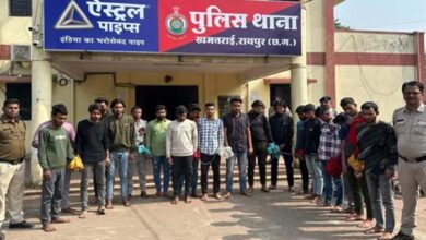 राजधानी में उत्पात मचाने वाले बदमाशों को पुलिस ने किया गिरफ्तार राजधानी में उत्पात मचाने वाले बदमाशों को पुलिस ने किया गिरफ्तार