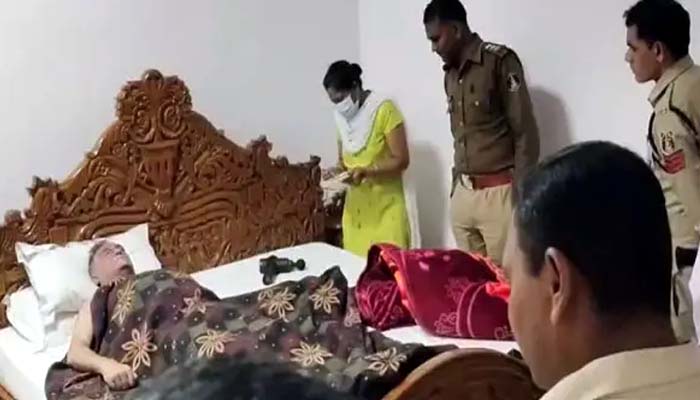 छत्तीसगढ़ के सर्किट हाउस में NRI की मौत, जांच में जुटी पुलिस छत्तीसगढ़ के सर्किट हाउस में NRI की मौत, जांच में जुटी पुलिस