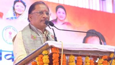 सीएम साय का ऐलान, शहीद जवानों के परिजनों को देंगे 10 लाख की आर्थिक सहायता सीएम साय का ऐलान, शहीद जवानों के परिजनों को देंगे 10 लाख की आर्थिक सहायता