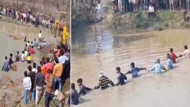 बड़ा हादसा: तालाब में गिरी श्रद्धालुओं से भरी ट्रैक्टर ट्रॉली, सात बच्चों समेत 20 की मौत