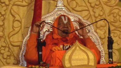 राम कथा के दौरान जगतगुरु रामभद्राचार्य महाराज की तबीयत बिगड़ी, अस्पताल में भर्ती