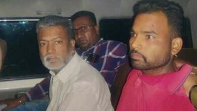 पटाखा फैक्ट्री के मालिक समेत तीन आरोपी गिरफ्तार