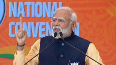 प्रधानमंत्री ने बीजेपी कार्यकर्ताओं को दिया टास्क, अगले 100 दिनों में करें ये काम प्रधानमंत्री ने बीजेपी कार्यकर्ताओं को दिया टास्क, अगले 100 दिनों में करें ये काम
