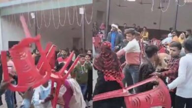 ‘рд░рд╕рдЧреБрд▓реНрд▓рд╛ рдЦрддреНрдо рд╣реЛ рдЧрдпрд╛, рд╢рд╛рджреА рд╕рдорд╛рд░реЛрд╣ рдореЗрдВ рдЙрдбрд╝реА рдРрд╕реА рдЕрдлрд╡рд╛рд╣ рдХрд┐ рдЫрд┐рдбрд╝ рдЧрдпрд╛ рднрдпрдВрдХрд░ рдпреБрджреНрдз ‘рд░рд╕рдЧреБрд▓реНрд▓рд╛ рдЦрддреНрдо рд╣реЛ рдЧрдпрд╛, рд╢рд╛рджреА рд╕рдорд╛рд░реЛрд╣ рдореЗрдВ рдЙрдбрд╝реА рдРрд╕реА рдЕрдлрд╡рд╛рд╣ рдХрд┐ рдЫрд┐рдбрд╝ рдЧрдпрд╛ рднрдпрдВрдХрд░ рдпреБрджреНрдз