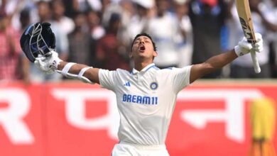 рдпрд╢рд╕реНрд╡реА рдЬрд╛рдпрд╕рд╡рд╛рд▓ рдиреЗ рд╕рд┐рд░реНрдл рдЗрддрдиреА рдЧреЗрдВрджреЛрдВ рдореЗрдВ рд╣реА рдЬрдбрд╝рд╛ рд╢рддрдХ, рдордЬрдмреВрдд рд╕реНрдерд┐рддрд┐ рдореЗрдВ рдЯреАрдо рдЗрдВрдбрд┐рдпрд╛ рдпрд╢рд╕реНрд╡реА рдЬрд╛рдпрд╕рд╡рд╛рд▓ рдиреЗ рд╕рд┐рд░реНрдл рдЗрддрдиреА рдЧреЗрдВрджреЛрдВ рдореЗрдВ рд╣реА рдЬрдбрд╝рд╛ рд╢рддрдХ, рдордЬрдмреВрдд рд╕реНрдерд┐рддрд┐ рдореЗрдВ рдЯреАрдо рдЗрдВрдбрд┐рдпрд╛