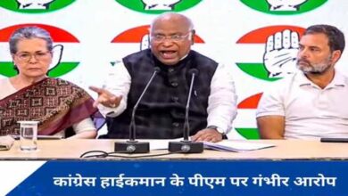 हम रेलवे टिकट तक नहीं खरीद सकते, कांग्रेस का अकाउंट फ्रीज, राहुल-सोनिया ने साधा BJP पर निशाना