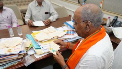 शिक्षा मंत्री को मिले प्राइमरी स्कूल की बालिकाओं के मासूमियत से भरे पत्र