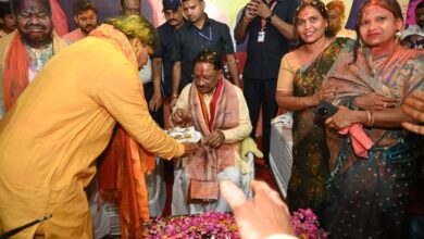 रायपुर वालों ने जमकर खेला रंग गुलाल,मूणत के रंगपंचमी महोत्सव में उमड़ा शहर