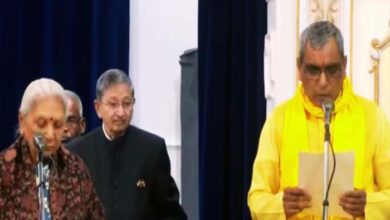 योगी मंत्रिमंडल विस्तार: ओपी राजभर और दारा सिंह चौहान समेत इन नेताओं ने ली शपथ