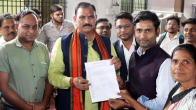 स्वास्थ्य विभाग के बर्खास्त 5 हजार कर्मी हुए बहाल, मिला रूका वेतन