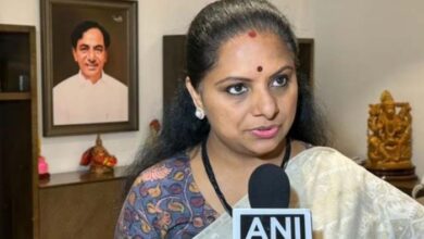 कोर्ट ने BRS नेता कविता की ईडी हिरासत 26 मार्च तक बढ़ाई कोर्ट ने BRS नेता कविता की ईडी हिरासत 26 मार्च तक बढ़ाई