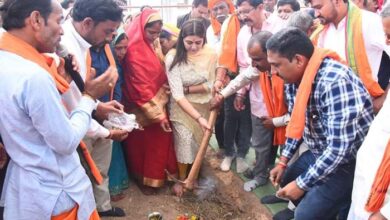 विधायक भावना बोहरा ने किया सुतियापाट नहर विस्तारीकरण कार्य का भूमिपूजन विधायक भावना बोहरा ने किया सुतियापाट नहर विस्तारीकरण कार्य का भूमिपूजन