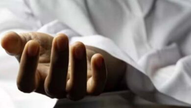 बड़ा हादसा, मॉल की छत से गिरी ग्रिल, दो लोगों की मौके पर मौत