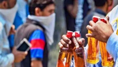 छत्तीसगढ़ आबकारी विभाग ने बदला शराब खरीदने का नियम, अब एक व्यक्ति को मिलेगा सिर्फ… छत्तीसगढ़ आबकारी विभाग ने बदला शराब खरीदने का नियम, अब एक व्यक्ति को मिलेगा सिर्फ…