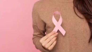 Breast Cancer पर चौंकाने वाला दावा, भारत में भी बढ़ा खतरा Breast Cancer पर चौंकाने वाला दावा, भारत में भी बढ़ा खतरा