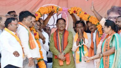 विरासत टैक्स के बहाने हमारे पूर्वजों की सम्पत्तियों को दूसरों को सौंपने की बात कर रही है कांग्रेस – सीएम साय