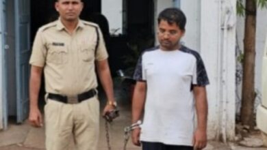 भिलाई : नाबालिग लड़की से दुष्कर्म करने वाला आरोपी गिरफ्तार भिलाई : नाबालिग लड़की से दुष्कर्म करने वाला आरोपी गिरफ्तार