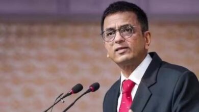 पूर्व जजों ने सीजेआई को लिखी चिट्ठी, न्यायपालिका पर दबाव का जिक्र