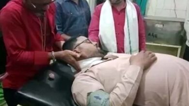 भाजपा नेता पर चाकुओं से हमला, गले के आर-पार हुआ