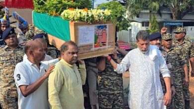 भाजपा प्रदेश अध्यक्ष किरण देव ने जवान को दी श्रद्धांजलि