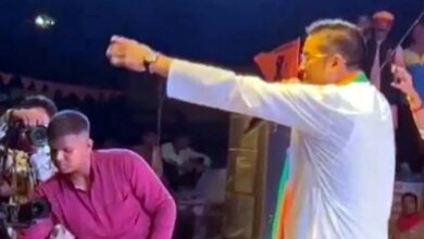 BJP विधायक सेन का विवादित बयान, धर्म परिवर्तन पर कह दी गर्दन काटने की बात
