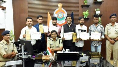 सड़क दुर्घटना में घायल की त्वरित मदद कर जान बचाने वाले 06 गुड सेमेरिटन को एसएसपी ने किया सम्मानित