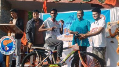 वोट देने के लिए 600 से जायदा विद्यार्थीओ ने लगाई दौड़