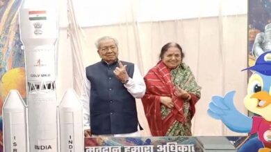 लोकसभा चुनाव 2024 : राज्यपाल हरिचंदन ने किया मतदान लोकसभा चुनाव 2024 : राज्यपाल हरिचंदन ने किया मतदान