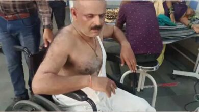 हाथी की मौत के मामले में ग्रामीणों ने जंगल में डिप्टी रेंजर को पिटा, पढ़े पूरी खबर