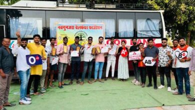 ब्लड बैंको में रक्त की कमी को देखते हुवे नवगुंजरा वेलफेयर फ़ाउण्डेशन सोसायटी ने किया रक्तदान