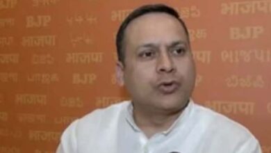 विवादों में अमित मालवीय? कांग्रेस बोली- पद से हटाए बीजेपी, बेहद गंभीर हैं आरोप
