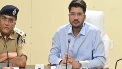 बलौदाबाजार में हुई तोड़फोड़ और आगजनी की घटना में करीब 12 करोड़ का हुआ नुकसान बलौदाबाजार में हुई तोड़फोड़ और आगजनी की घटना में करीब 12 करोड़ का हुआ नुकसान