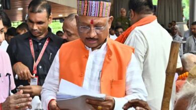 आयुषी द्विवेदी का यूपीएससी है सपना, मुख्यमंत्री ने कहा कोई बाधा नहीं आएगी