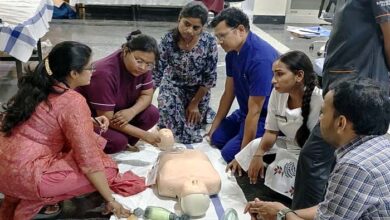 बेसिक लाईफ सपोर्ट की कार्यशाला में छात्रों ने सीखा आकस्मिक हृदयाघात की स्थिति में मरीज की जीवन रक्षा के तरीके