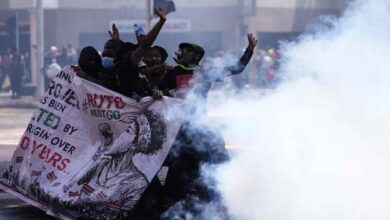 प्रदर्शनकारियों ने केन्या की संसद में लगाई आग, अब तक 10 की मौत