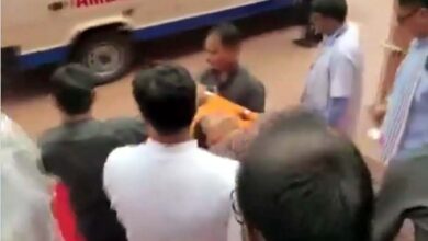 संसद में हंगामे के बीच बिगड़ी राज्यसभा सांसद फूलो देवी नातम की तबीयत